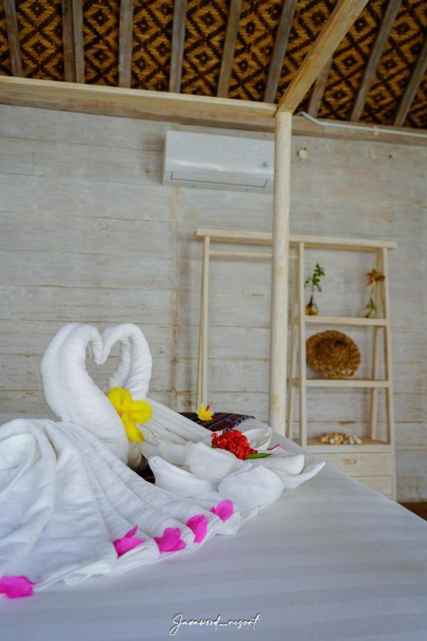 Java Wood Gili Trawangan Exterior photo